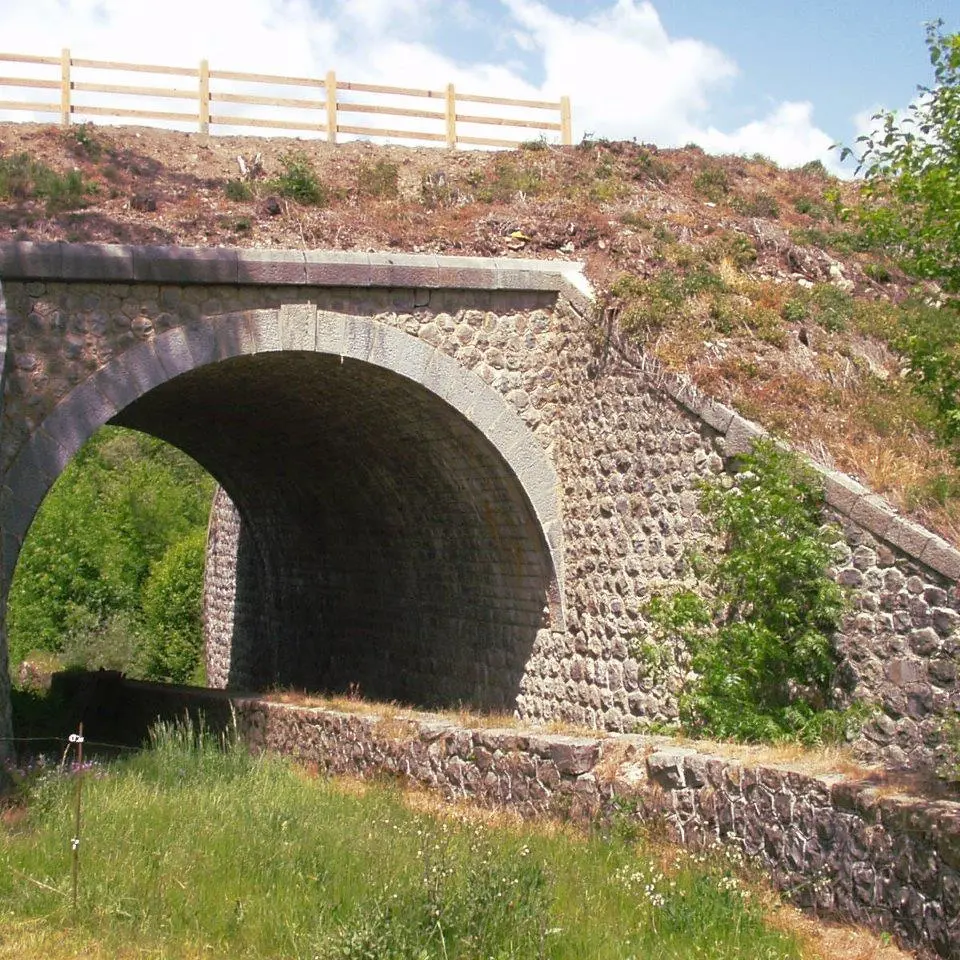 Sentier du Pont blanc : Pont de Riou de Gra
