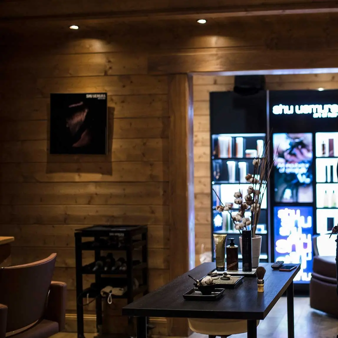 Salon de Coiffure - Spa Sisley - Hôtel Les Barmes de l'Ours