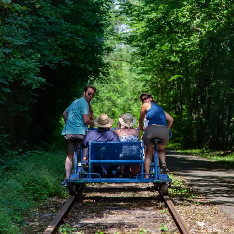 Vélorail des Alpilles à Fontvieille