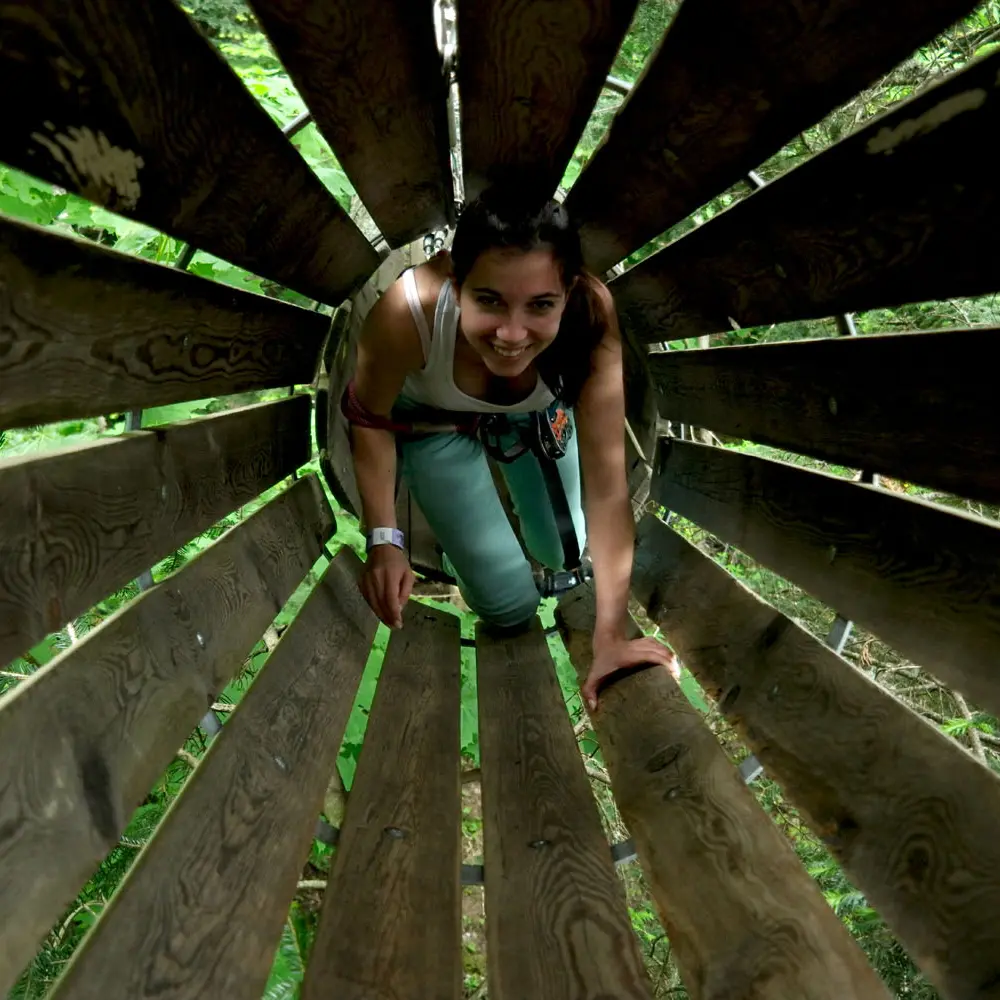 Jungle Laye, une aventure acrobatique en forêt à Laye, vallée du Champsaur