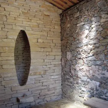Andy Goldsworthy, Refuge d’Art – Chapelle Sainte-Madeleine 2002, Collection musée Gassendi