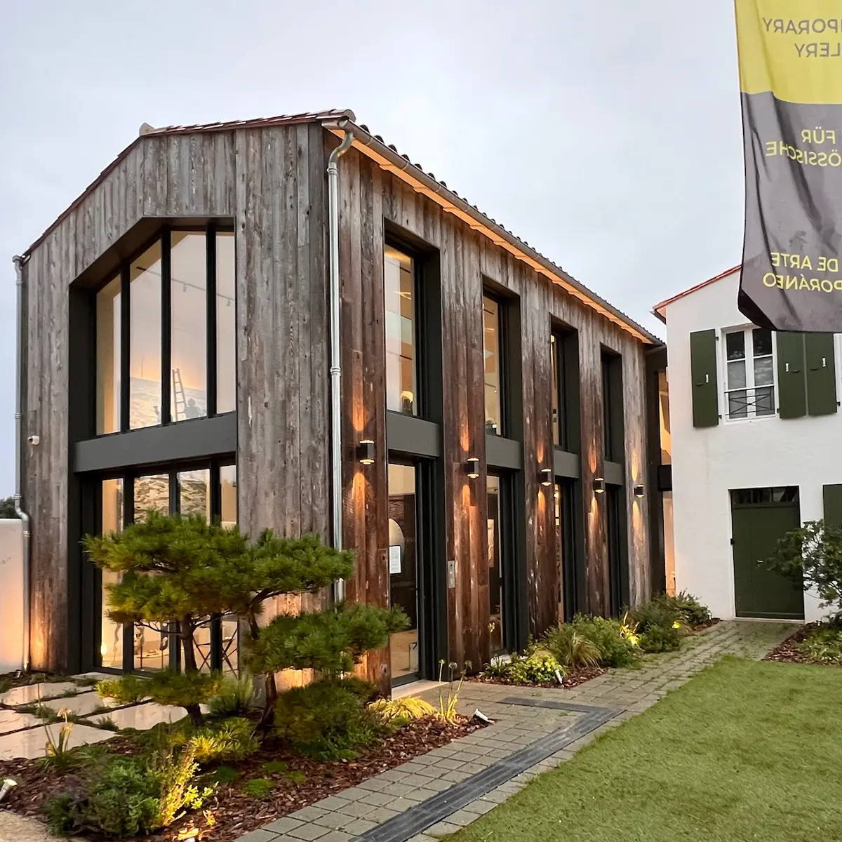 Exterior - Galería ADOR