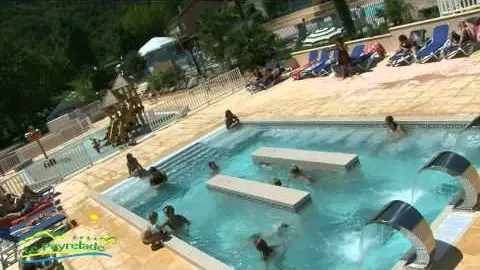 camping peyrelade - espace aquatique