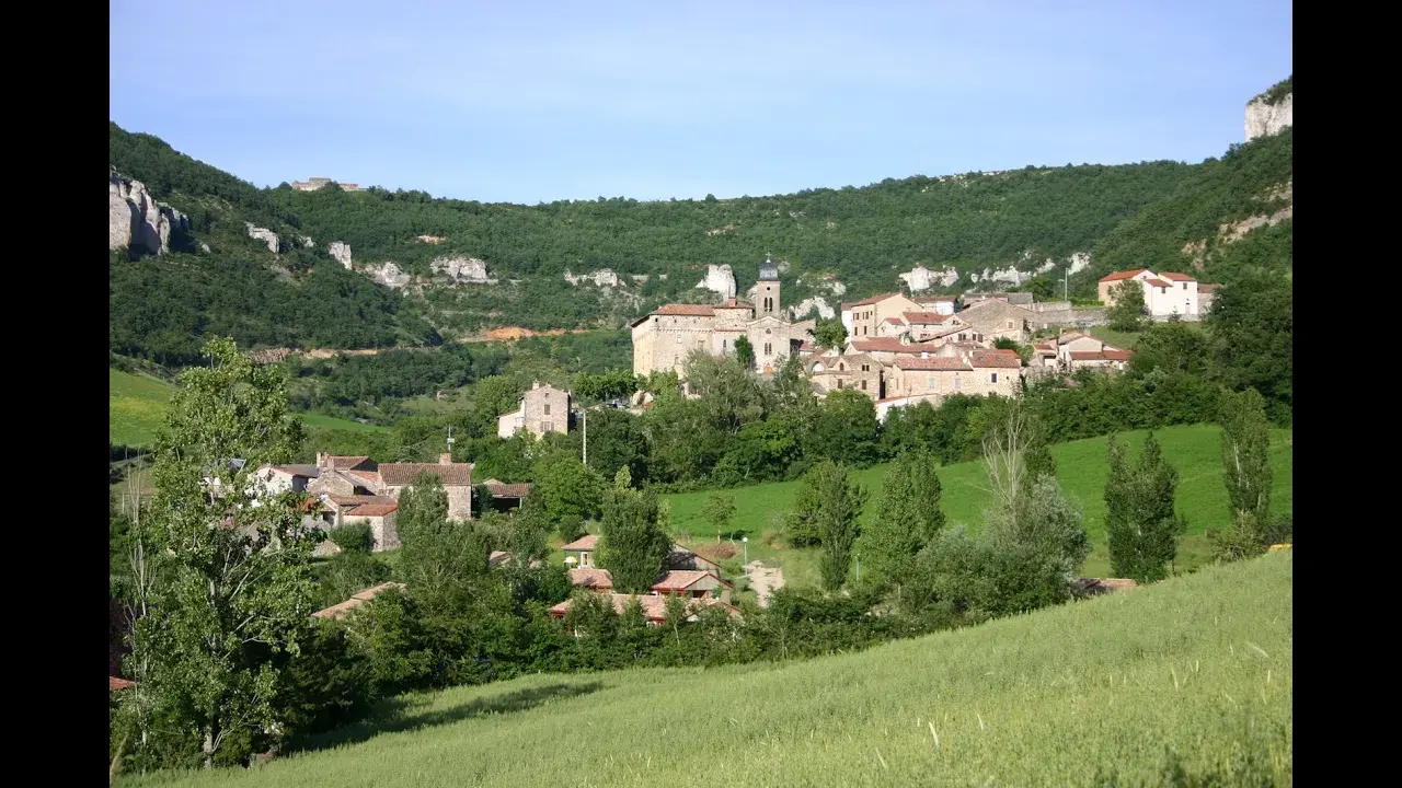 village de gîtes la fontinelle en ardèche