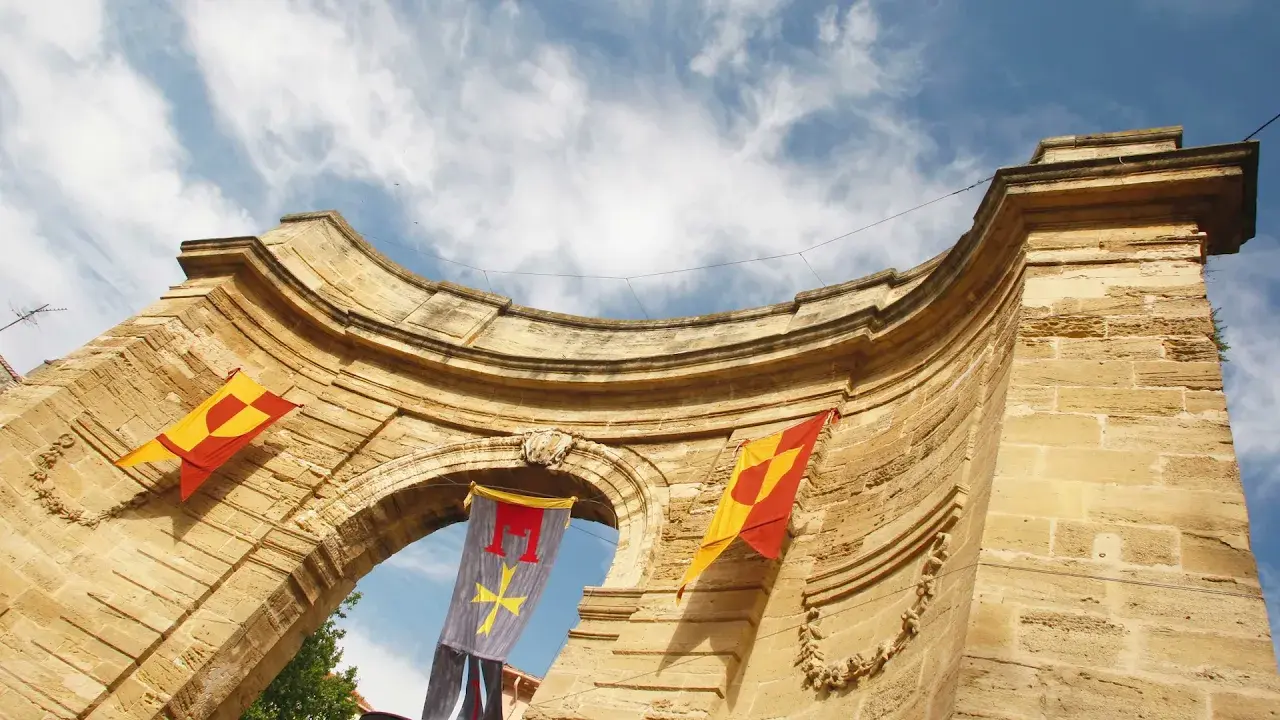 la porte d'arles en images