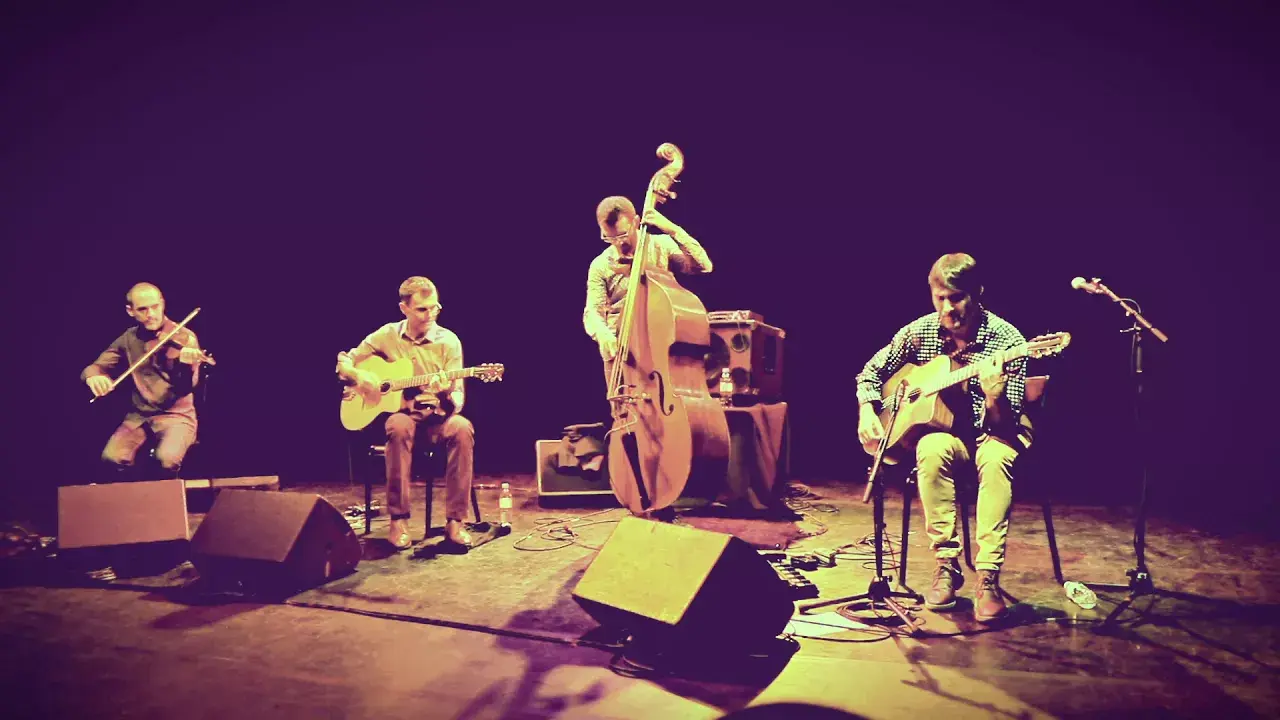Minor Sing - Minor Swing (D.Reinhardt-S.Grappelli).