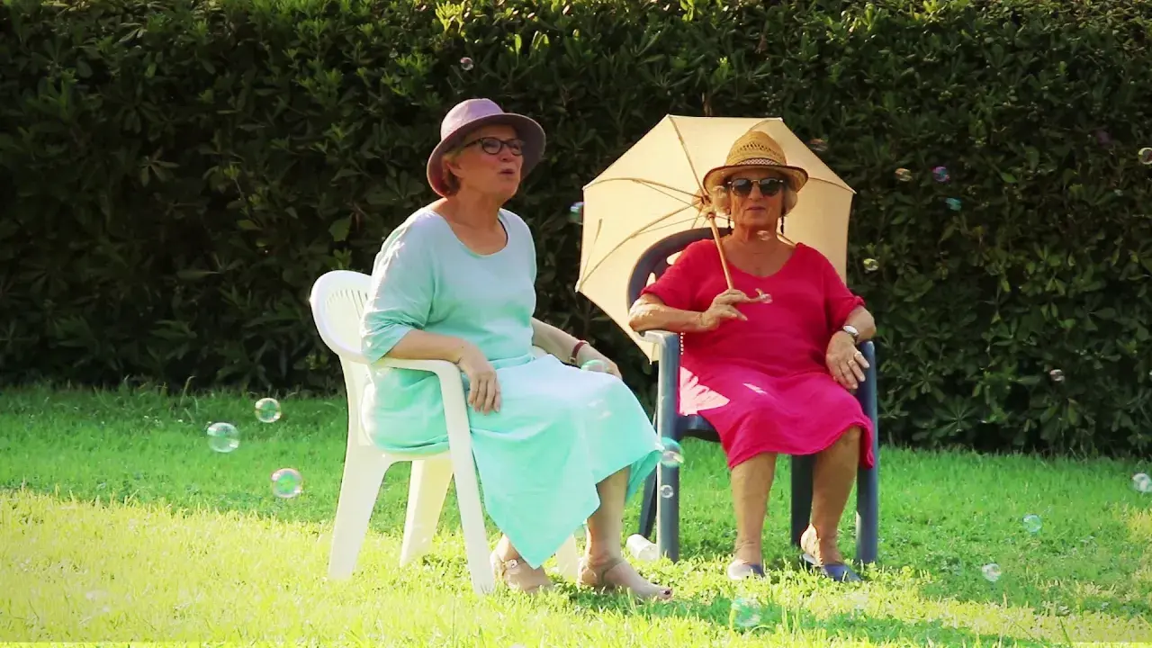 marie-christine barrault - une grand-mère en vacances