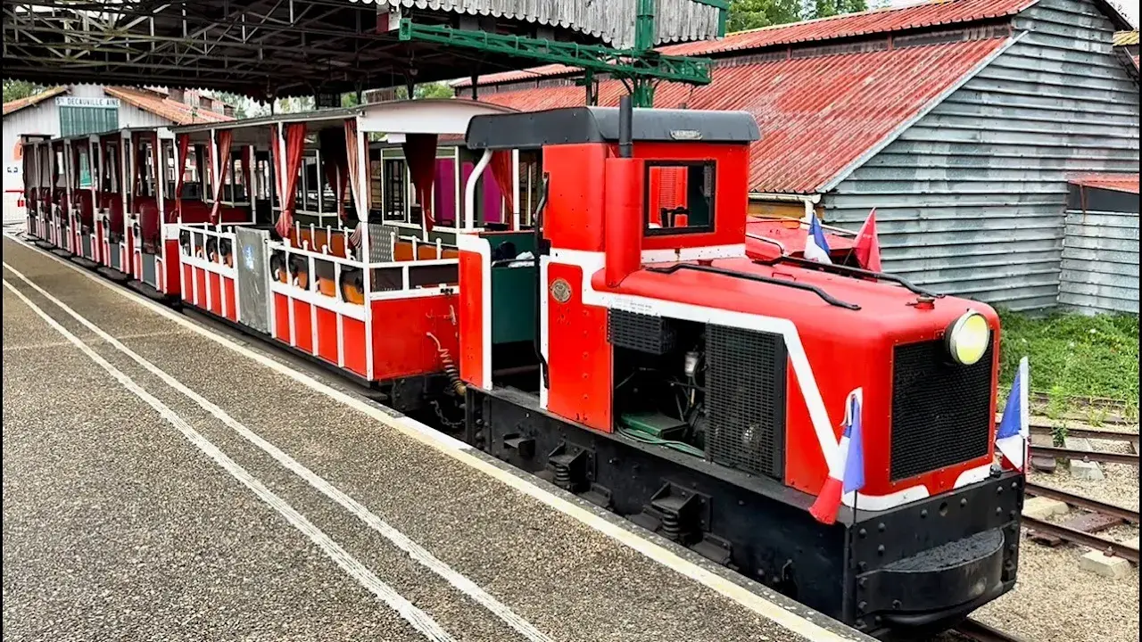 Petit Train de Semur-en-Vallon et Muséotrain