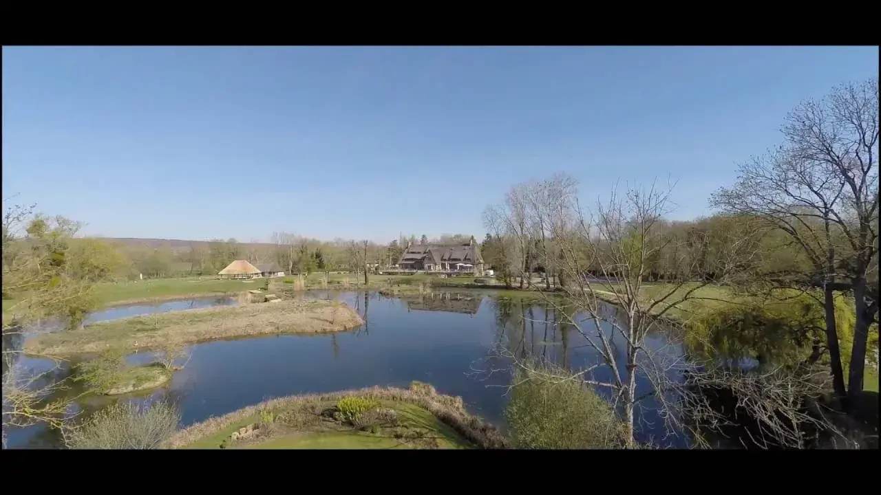Présentation du Golf du Vaudreuil en drone