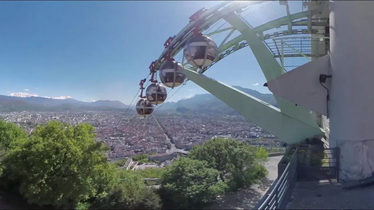 la bastille et son téléphérique à 360°