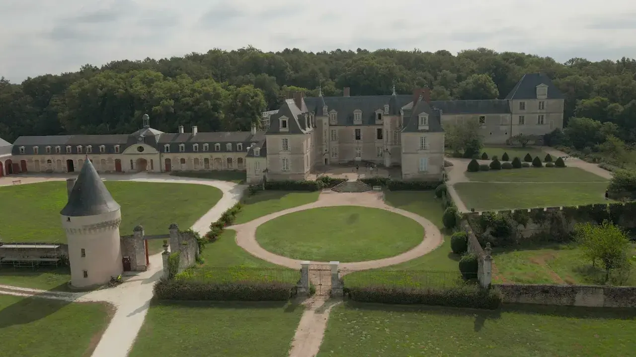 Château de Gizeux - Drone Video