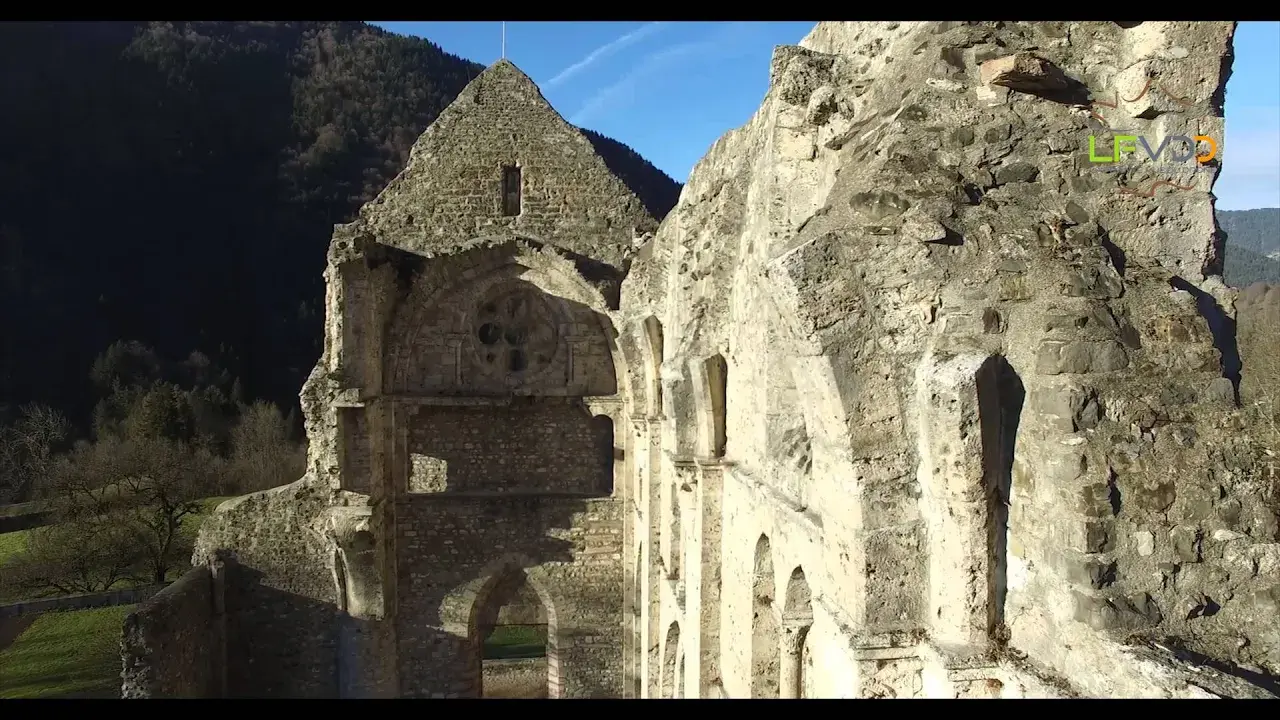 l'abbaye vue du drone