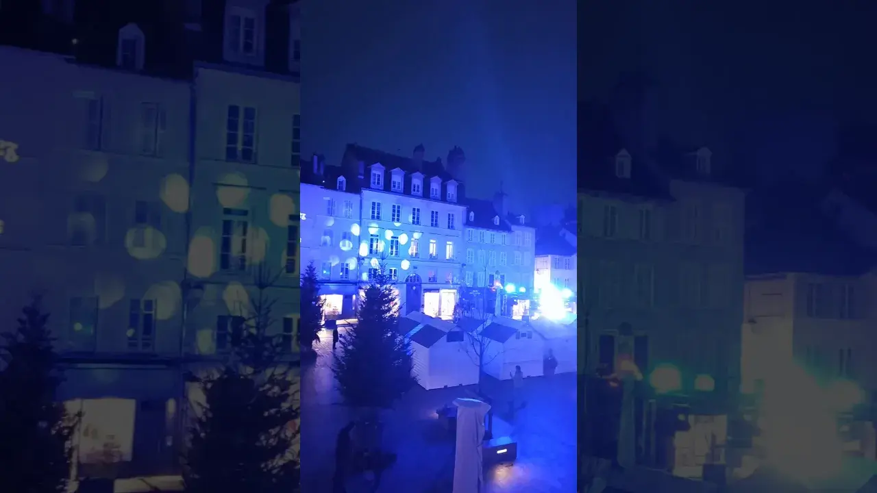 Illuminations Place de la Cité à Rodez