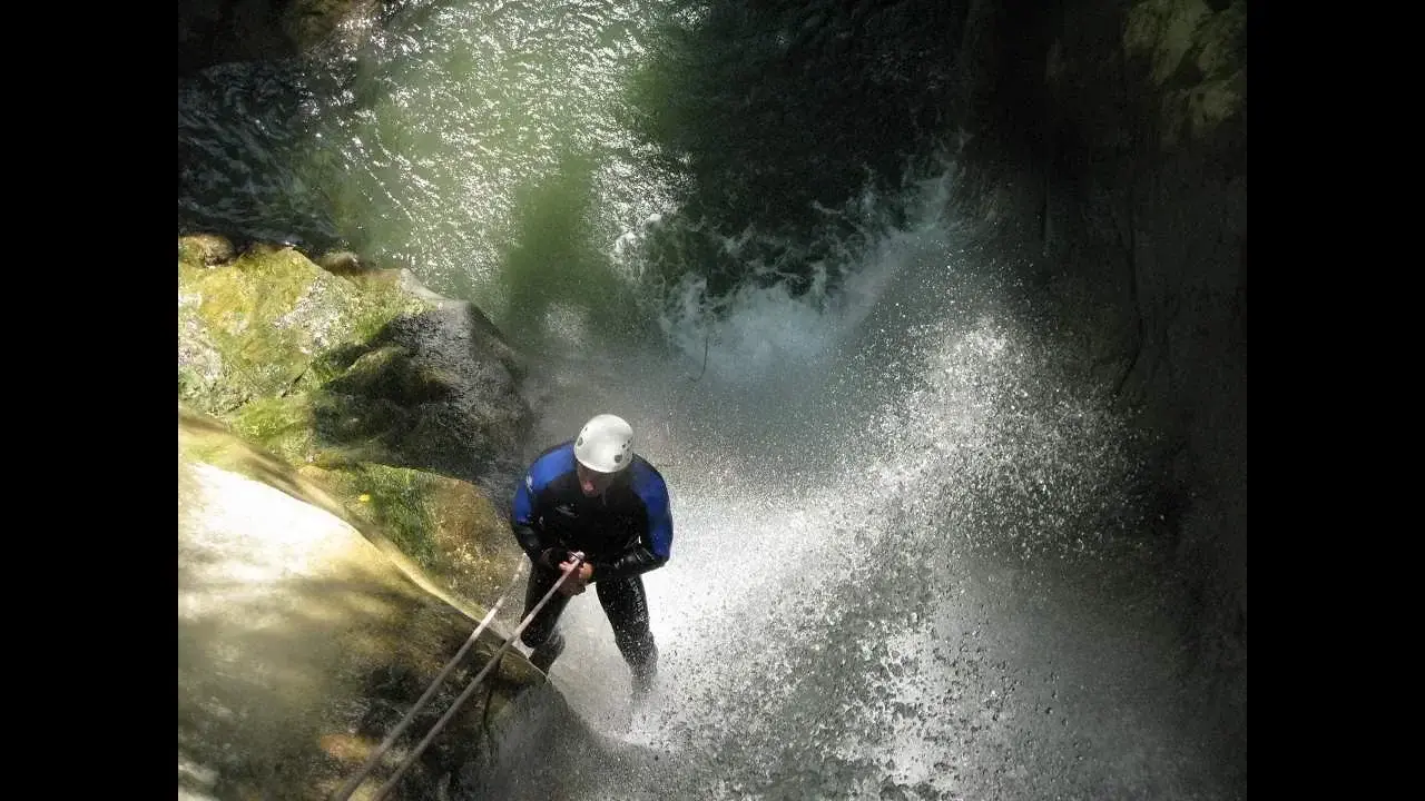 canyoning nunayak