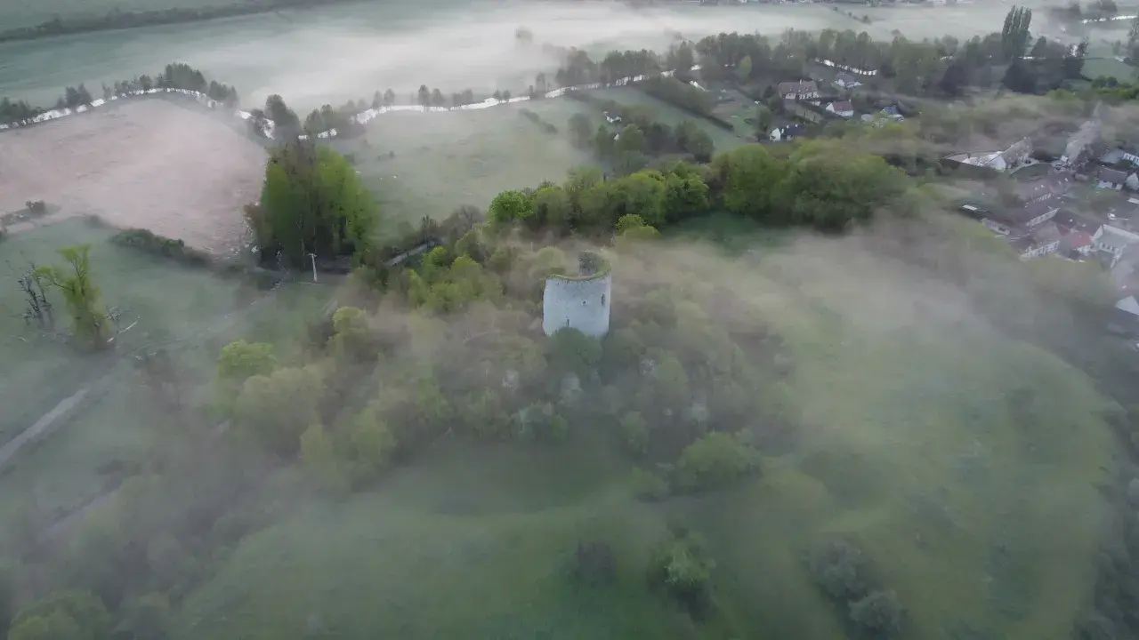 La tour de Neaufles teaser Mai 2021