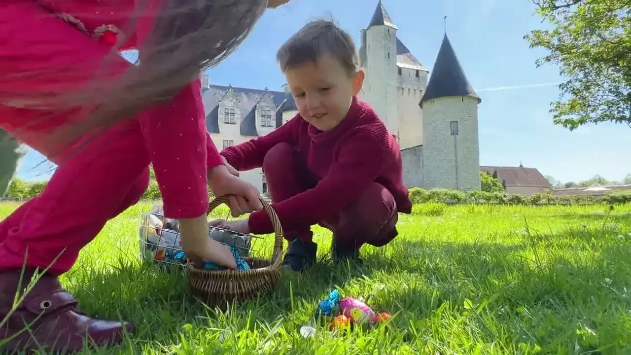 Chasse aux œufs de Pâques au château du Rivau
