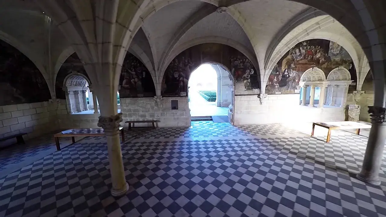 L'Abbaye Royale de Fontevraud sous un angle inédit
