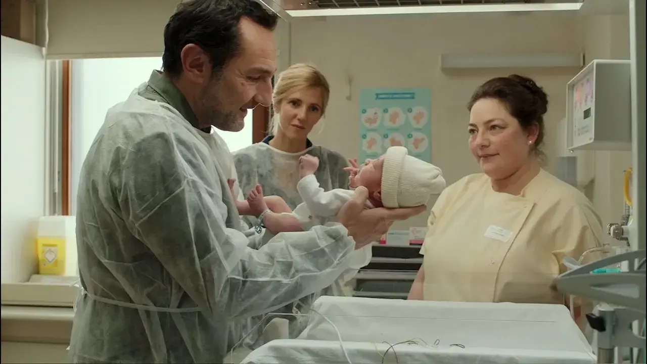 En buenas manos - Trailer español (HD)