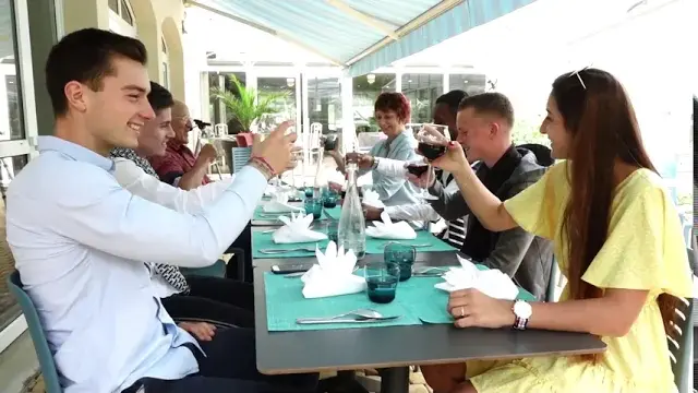 Teaser   Hôtel Aigue Marine   Tréguier