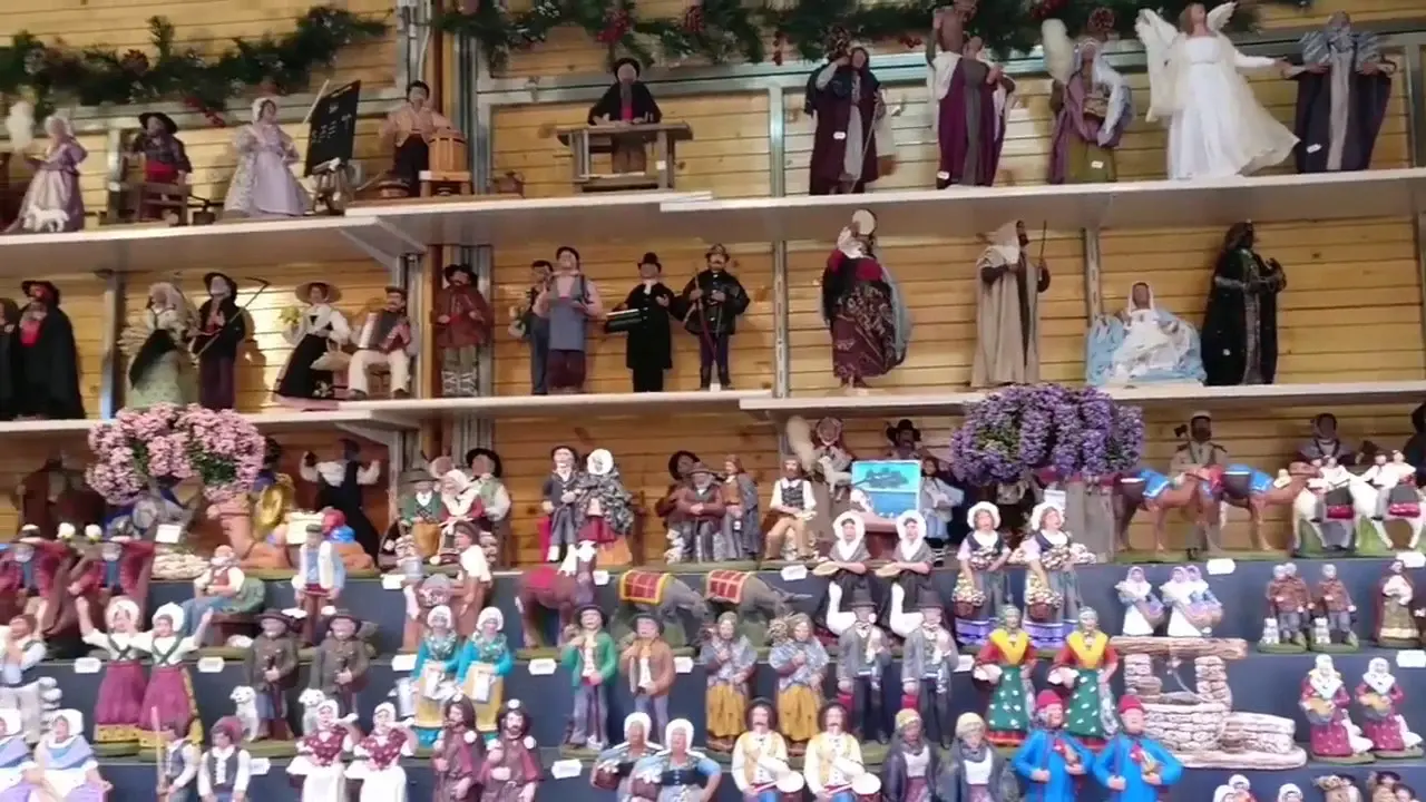 Marché au santon et à la céramique du Pays d'Aubagne et de l'Étoile - hiver 2016
