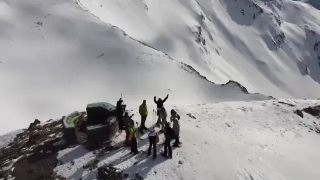 vidéo : rando raquettes sur les crêtes avec julien