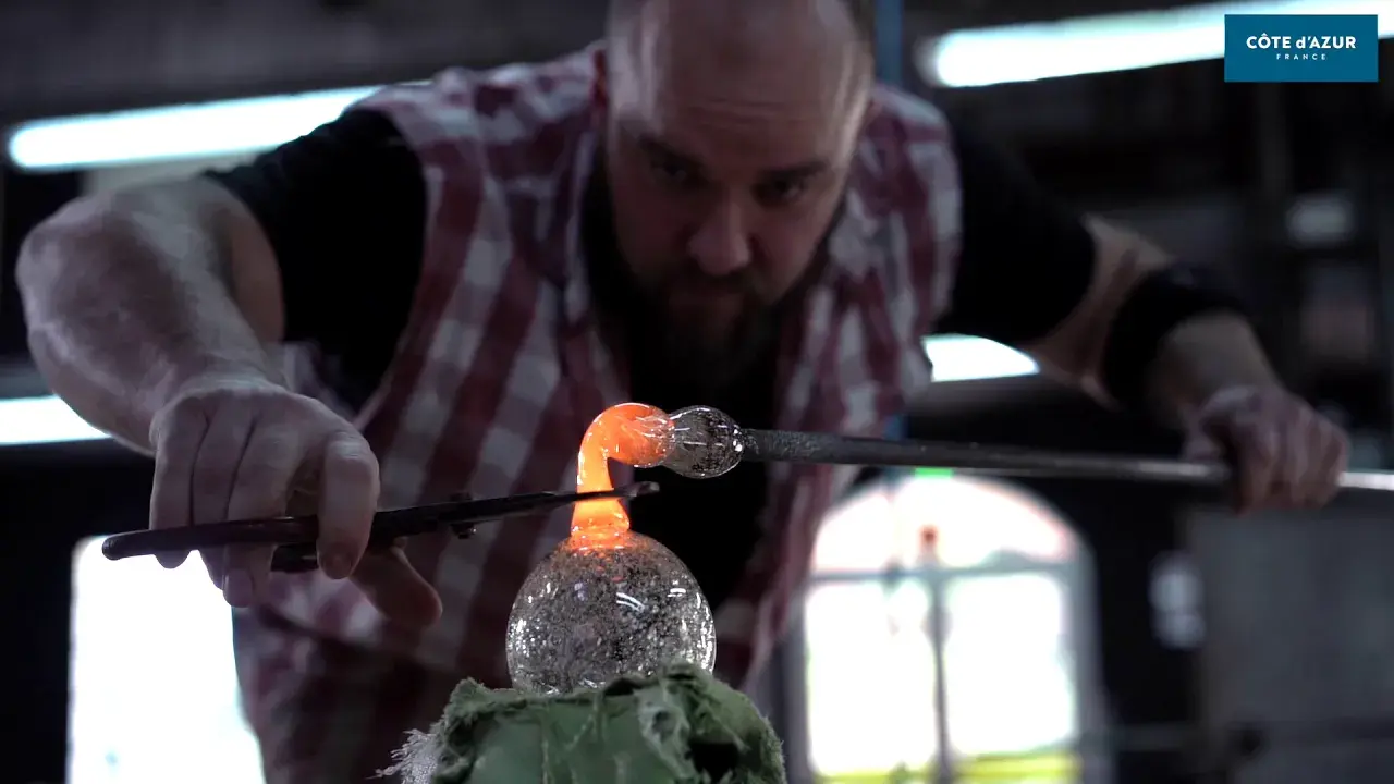 Découvrez la Verrerie de Biot avec Anne Lechaczynski #CotedAzurFrance