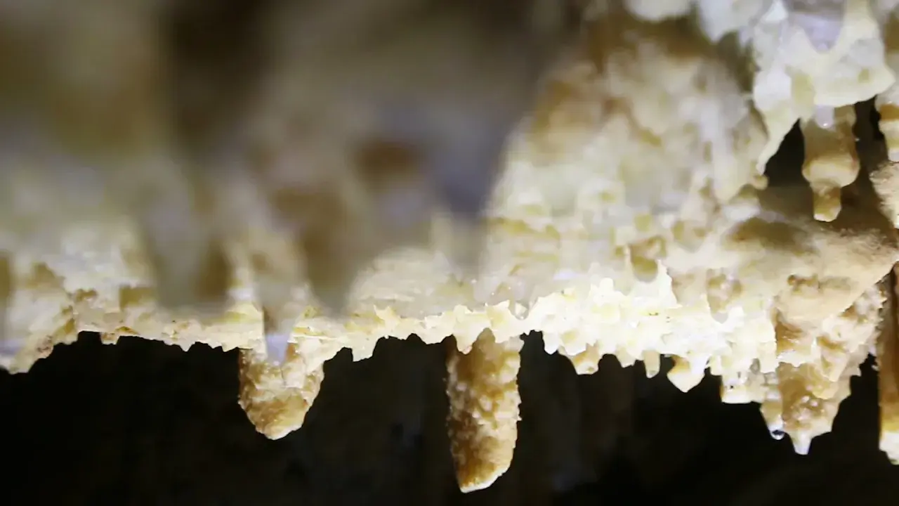 La grotte de Villars