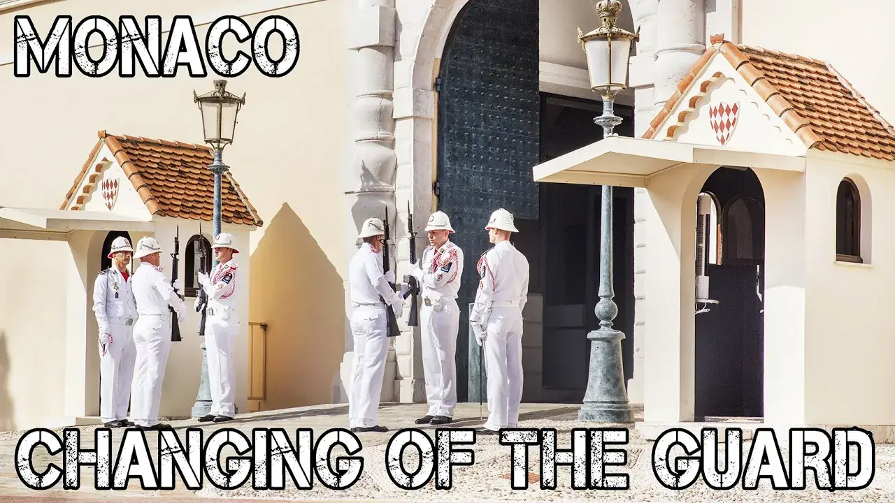 Changing of the guard • Monaco Montecarlo (Relève de la garde au Palais Princier à Monaco)