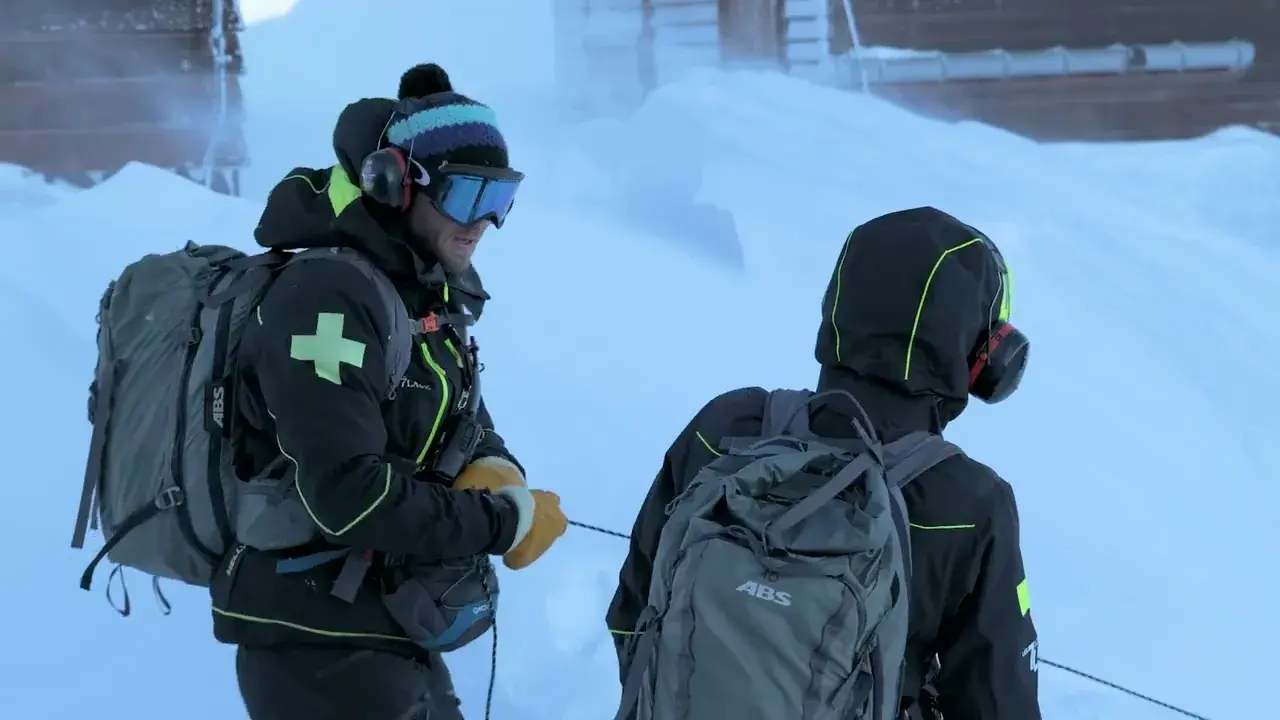 pisteur secouriste, entre sauvetage, prévention et  sécurisation.