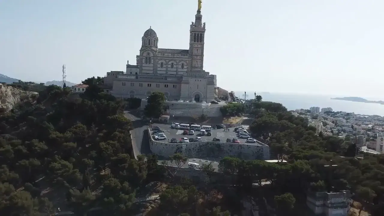 balade tuk tuk autour de notre dame