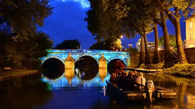 Balade en Barque Métamorph'eau'ses à Châlons-en-Champagne