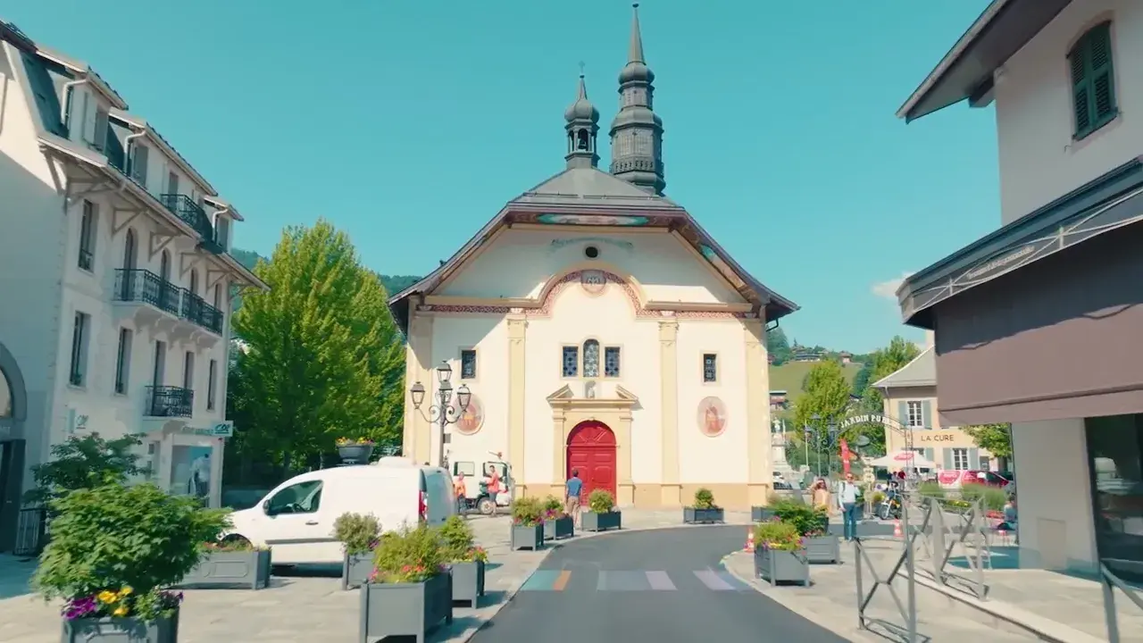 Discover Saint-Gervais Mont-Blanc's colorful pedestrian crossings