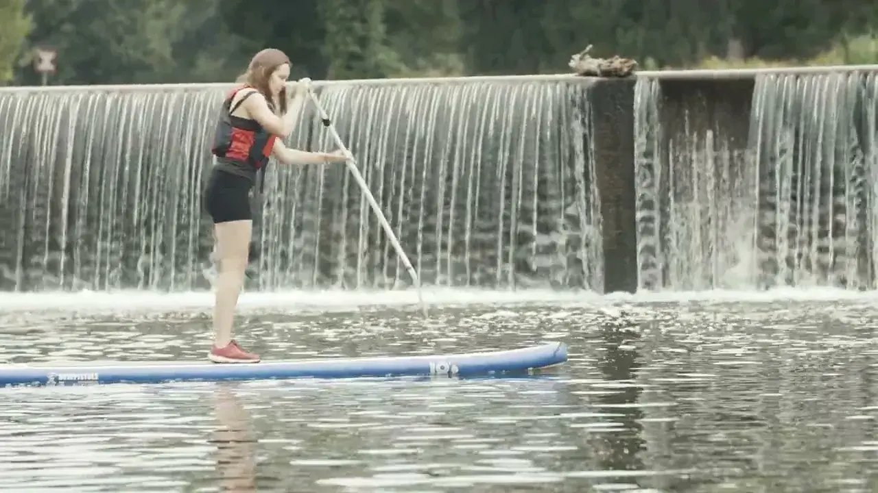 Paddle board sur la rivière La Mayenne