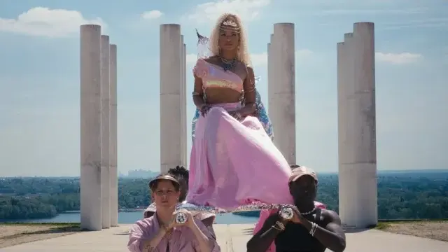 fusée ( clip officiel) - inayat