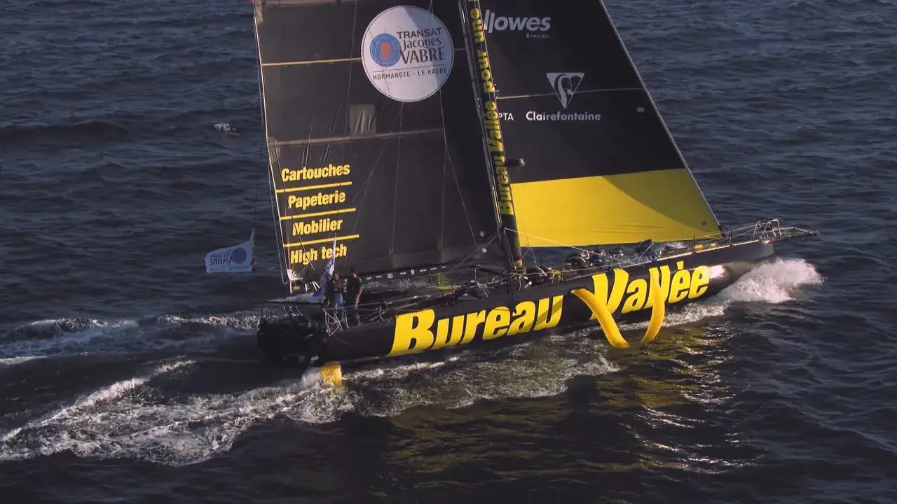 VOILE, le skipper Louis Burton partage ses coups de cœur en Bretagne