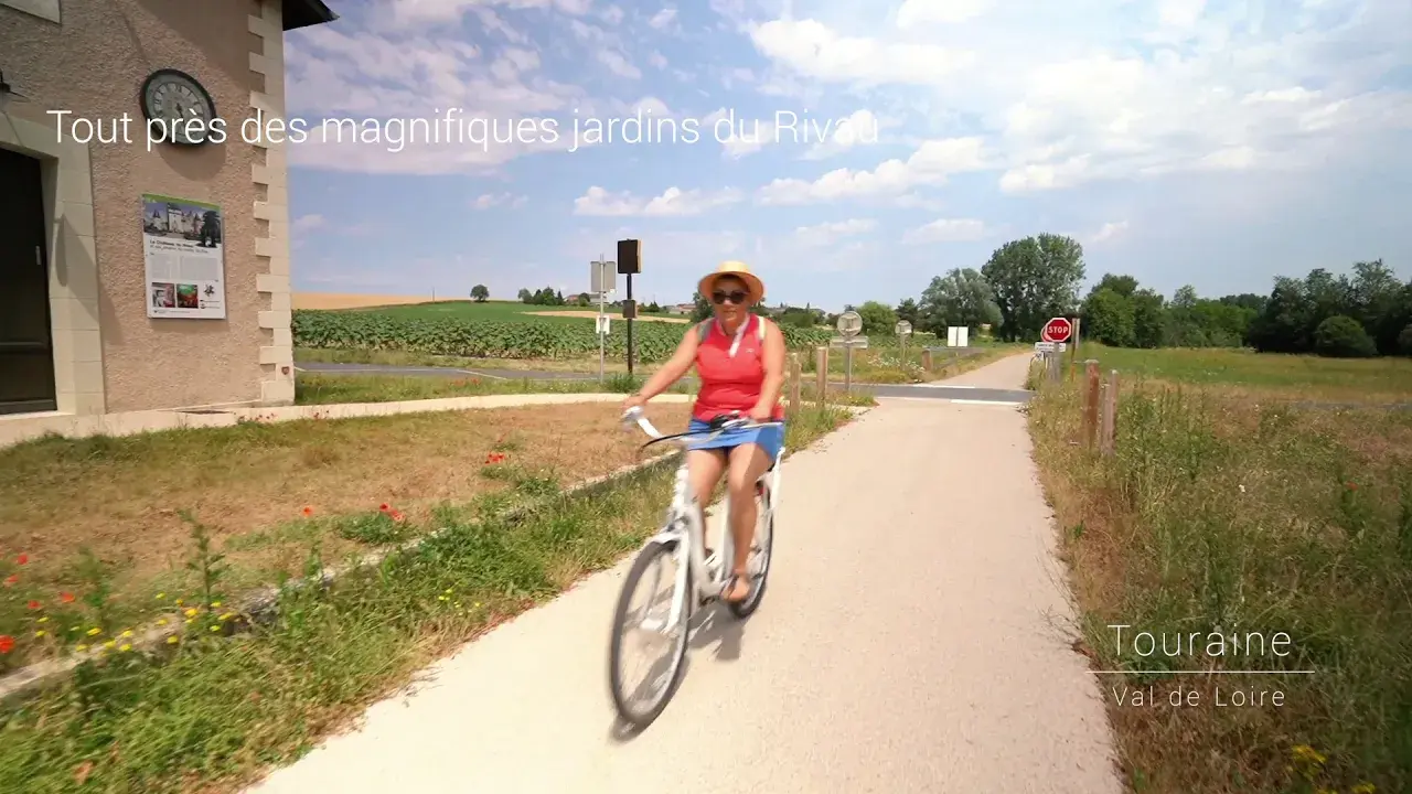 A vélo sur la voie verte entre Richelieu et Chinon !
