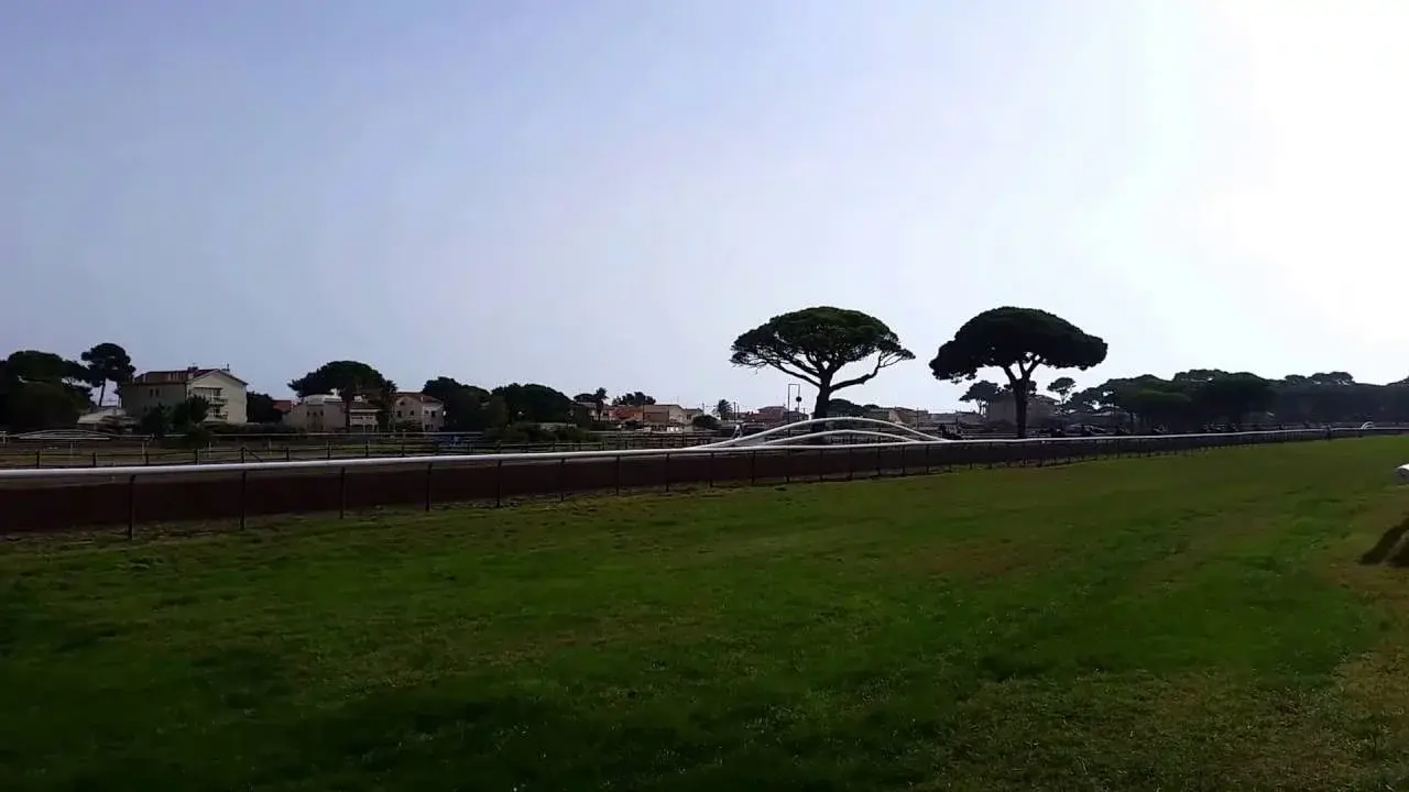 l'hippodrome de hyeres
