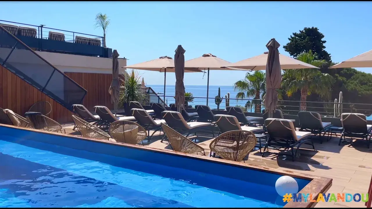 Titolo del video mancante