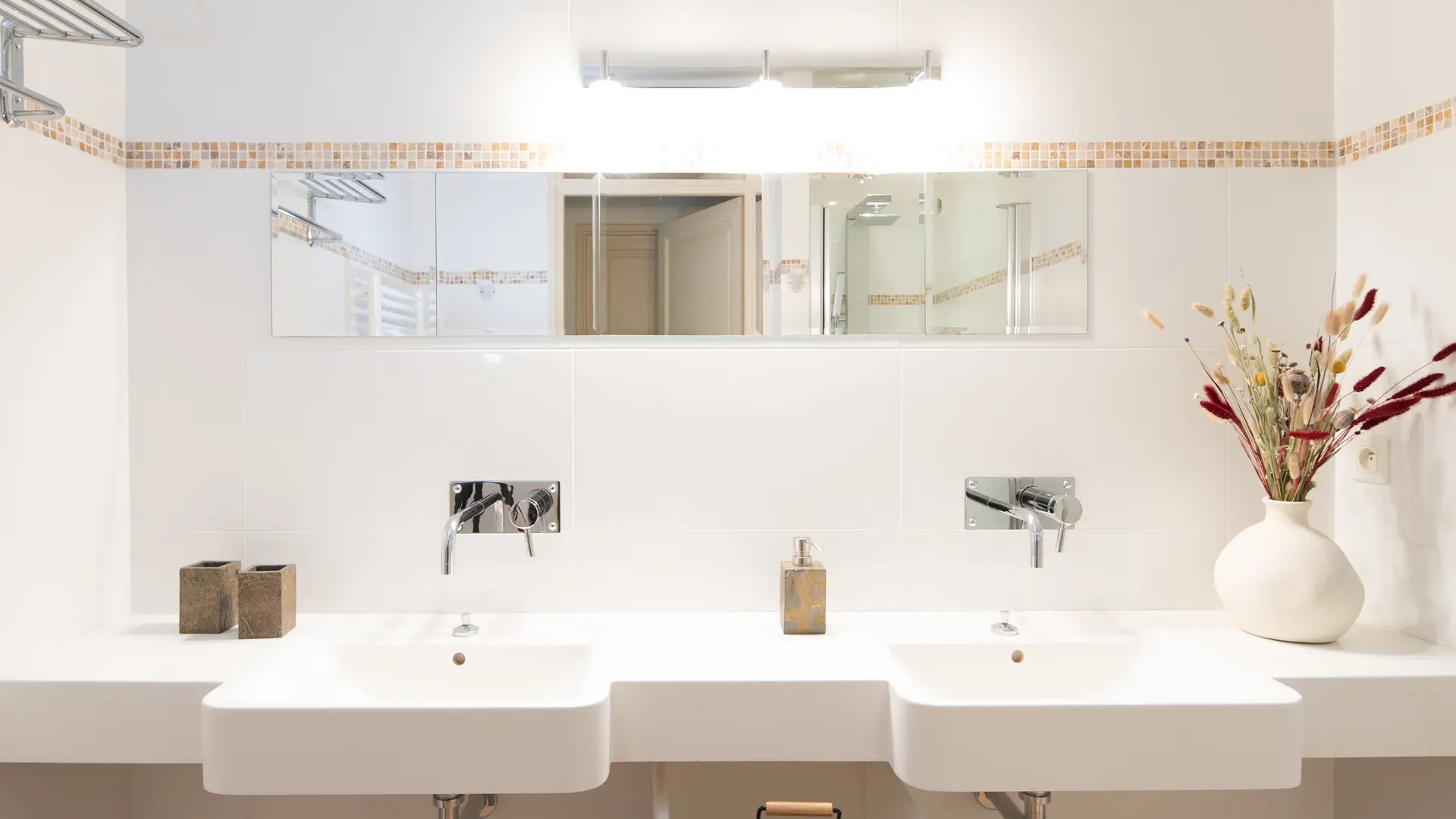 Manoir du Vau d'Arz - Gîte Le Gorvello - La salle de bain