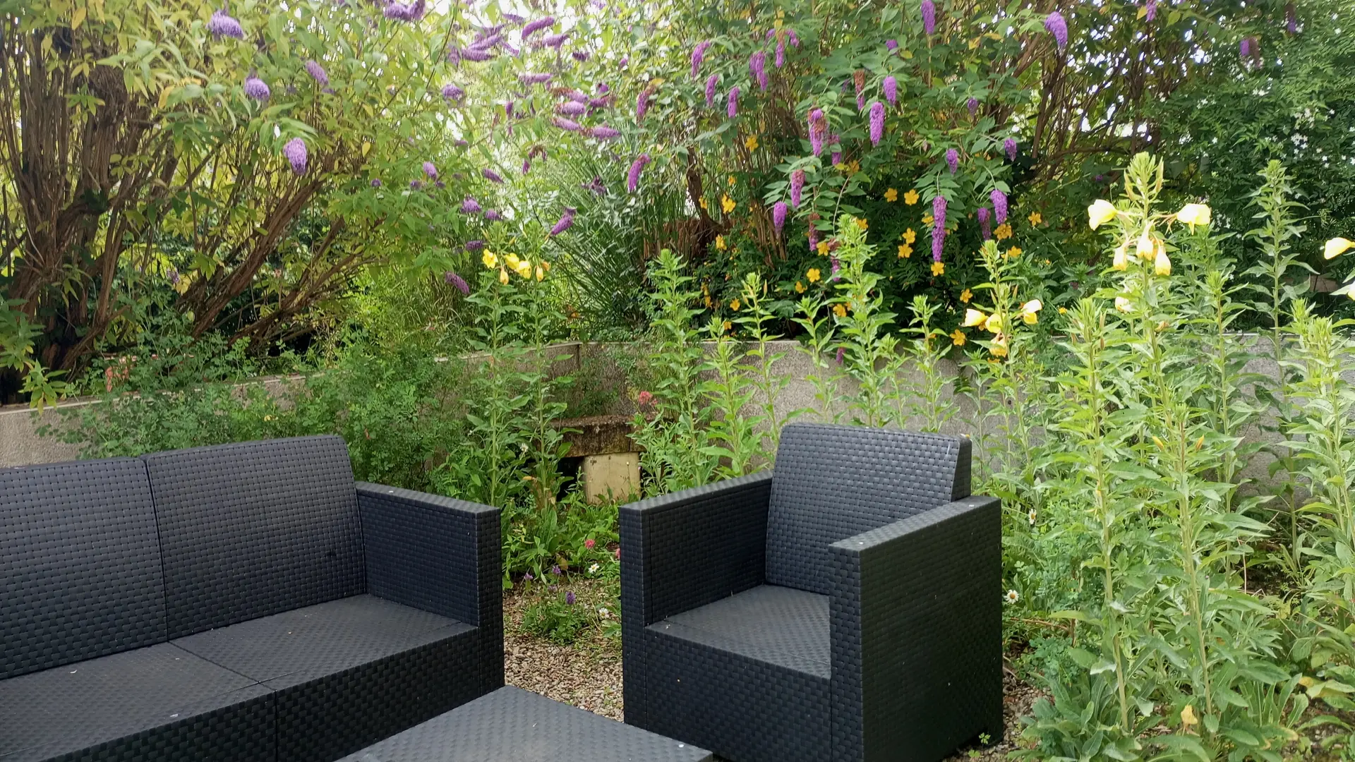 Plusieurs espaces extérieurs