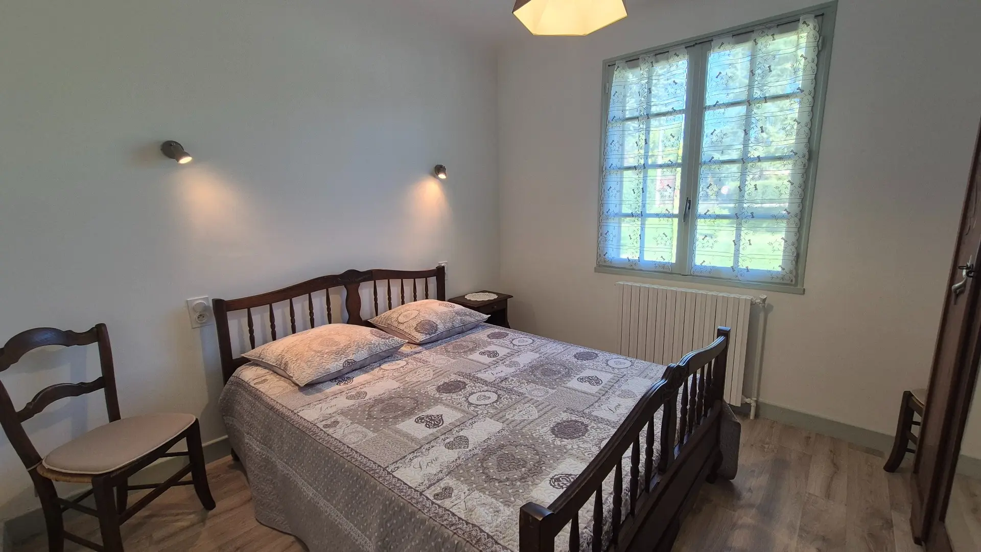 Maison Verte Rive en bord de rivière (26)