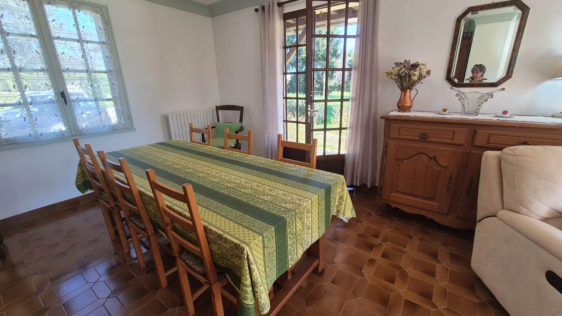 Maison Verte Rive en bord de rivière (32)
