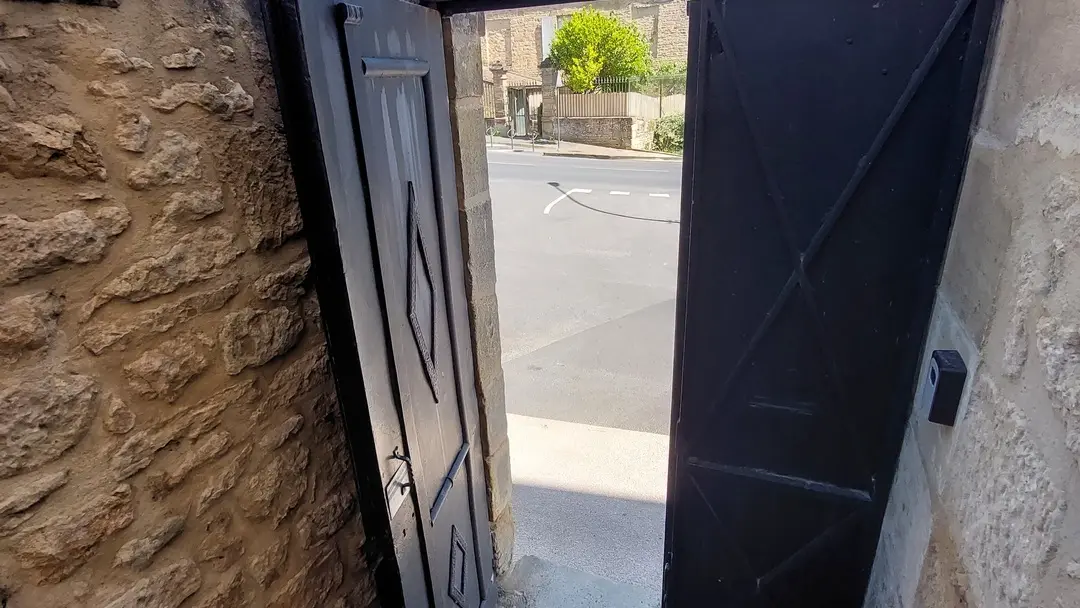 APPARTEMENT ESPRIT DES COULEURS A SARLAT3