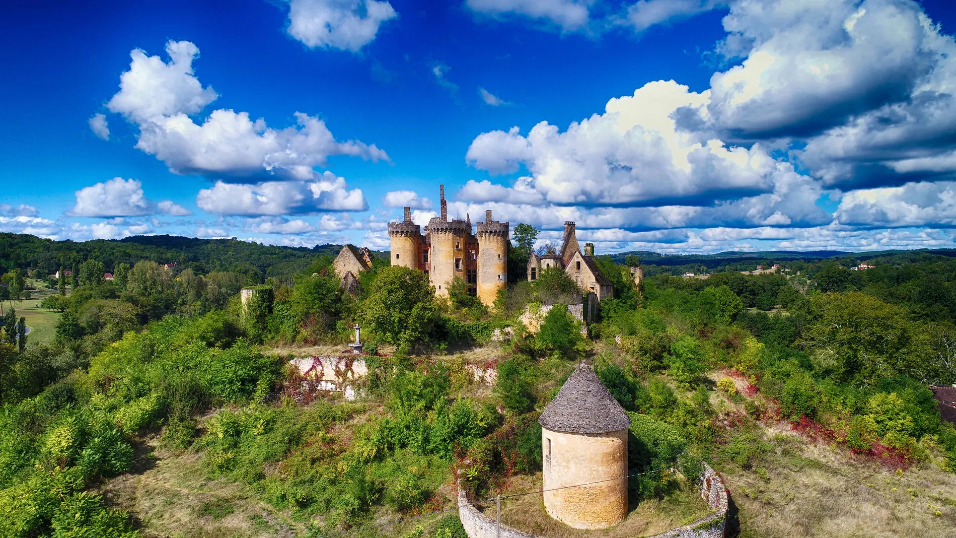 CHÂTEAU LE PALUEL