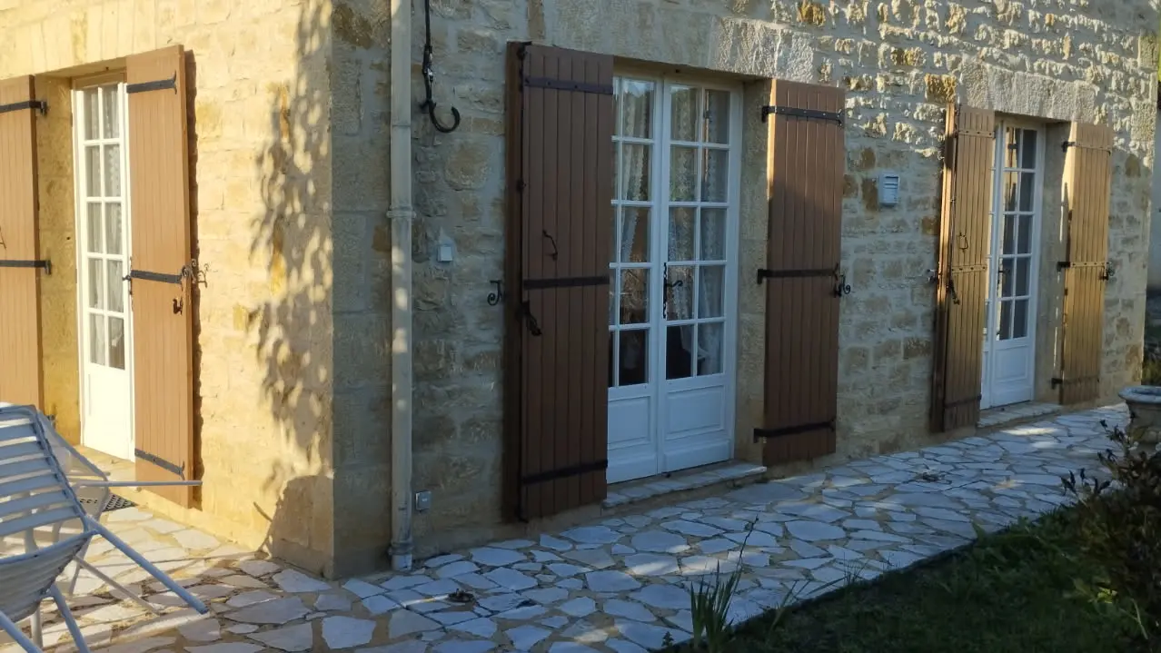 CHEZ LOUISE au sud de sarlat (34)