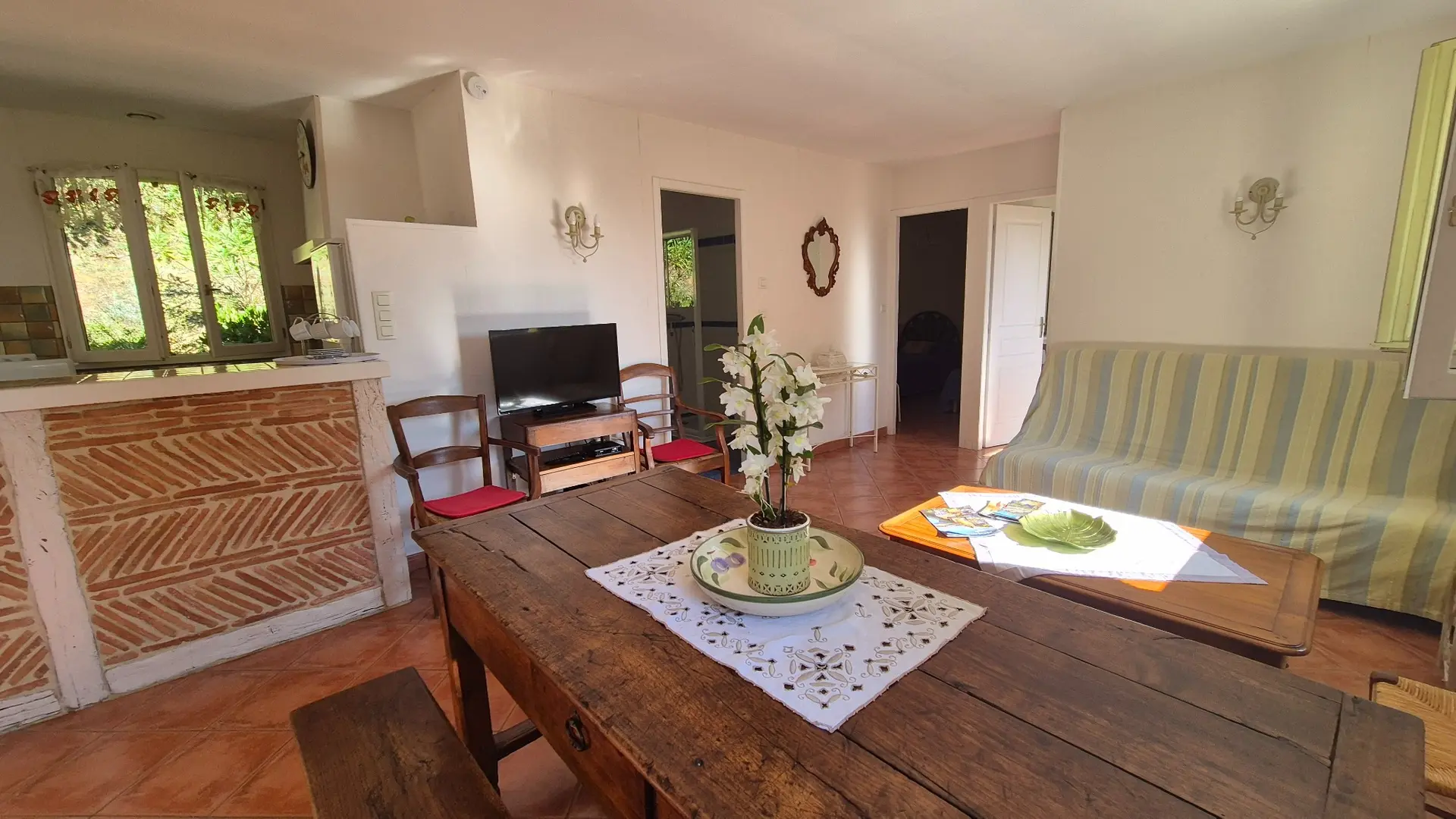 COTE SUD VERT A SARLAT (42)