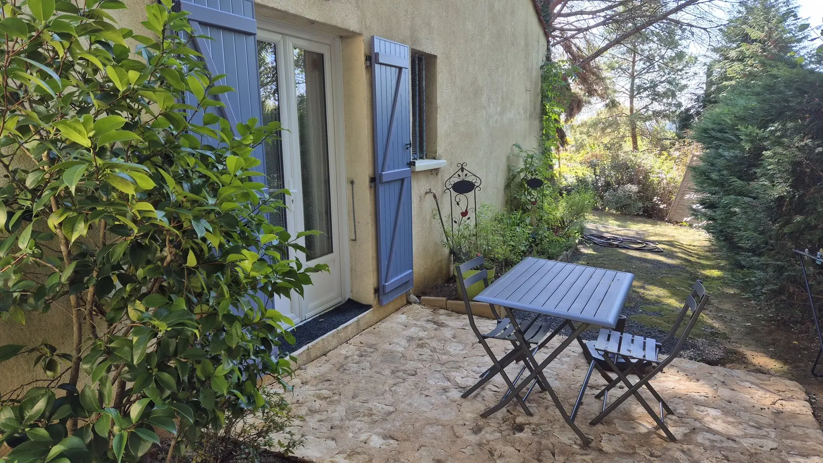COTE SUD VERT A SARLAT (7)