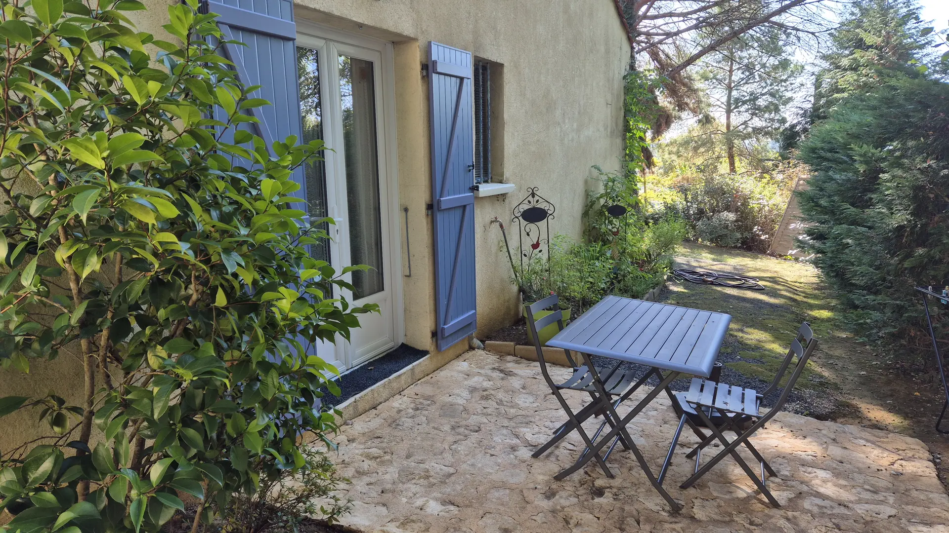 COTE SUD VERT A SARLAT (7)