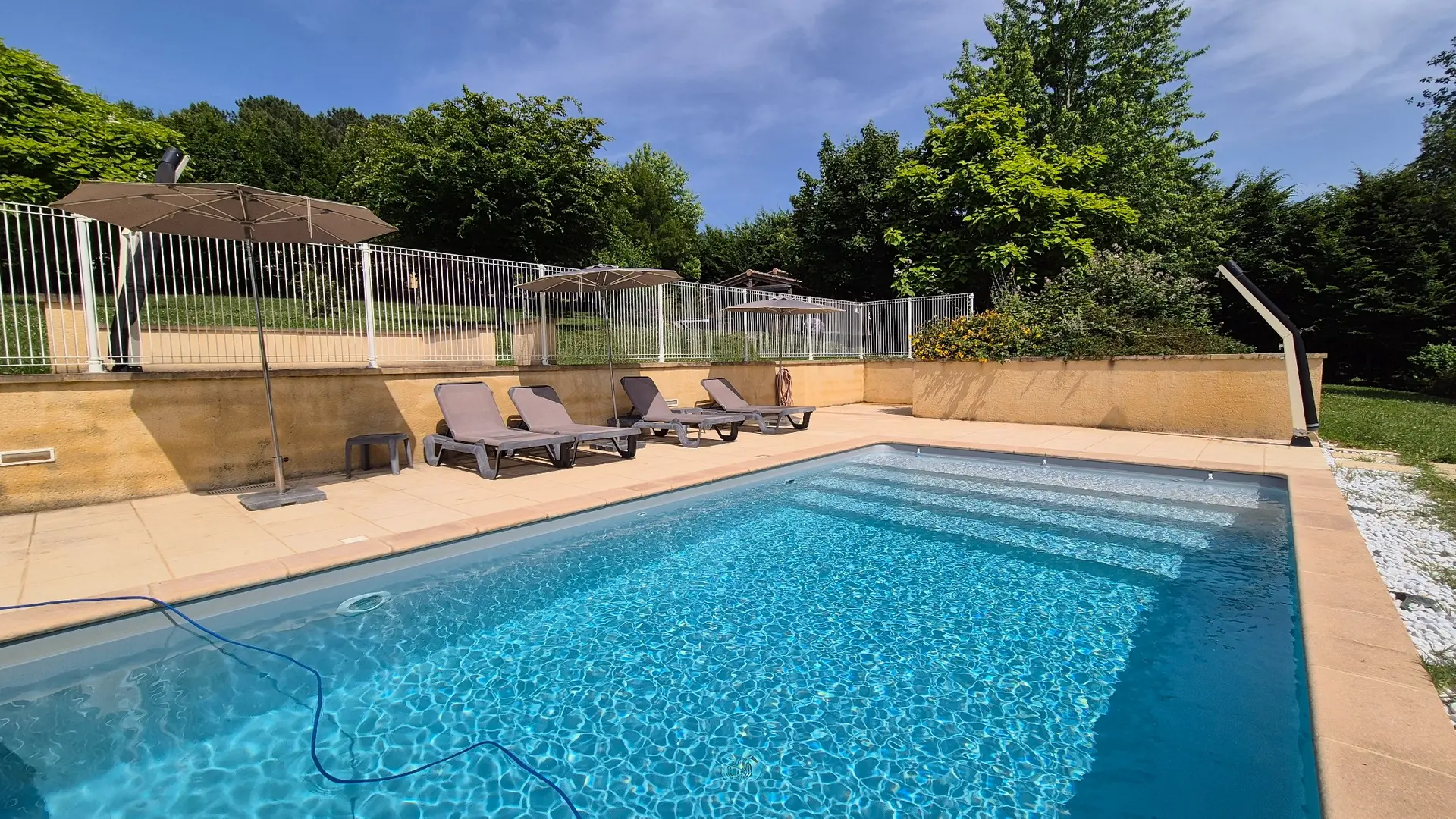 Chalet Marie, Ginette, Cabane Ouetou, avec piscine proche de Sarlat (6)