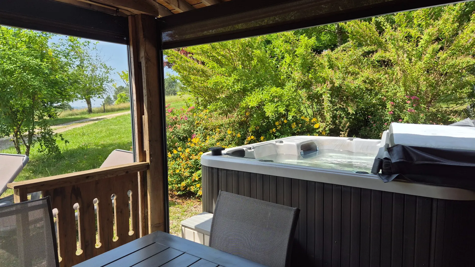 Chalet Marie avec spa et piscine proche de Sarlat (20)